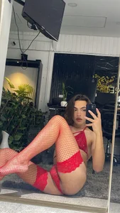 sexy red 😘 de missarii28  3 Imagens
