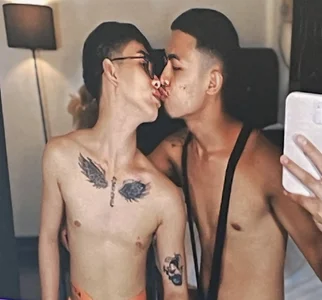 Xasianhotguy's Levin & Devin Sex Photo 1