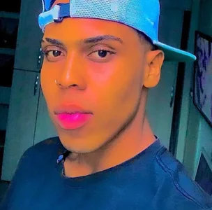 ada-brooke 💙🧡💚 Immagine 