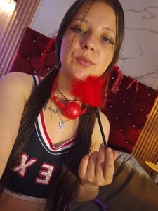 Danna-Rouse happy month of december Hình