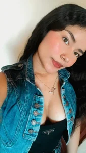 kiiraa_ Public Pic