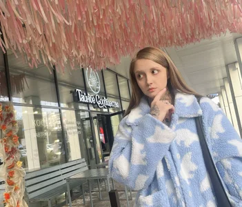 Taissa_Harmon's A walk on my day off :) Sex Photo 2