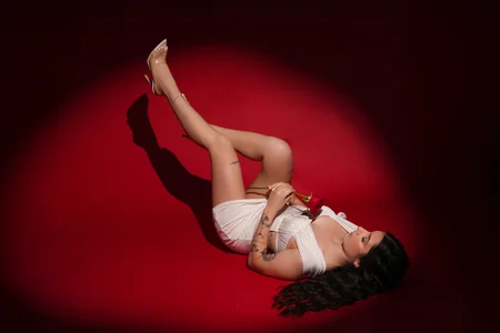 Bambi_cutee A Valentine's Day by your side ✨ Bilde 5