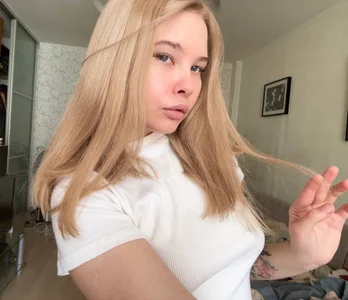 amelia_lili hi this is Lu🌹🤳 Bilde 2