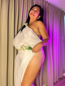 Noelle_Minx kullanıcısının Sensual naked albümü -  3 fotoğraf