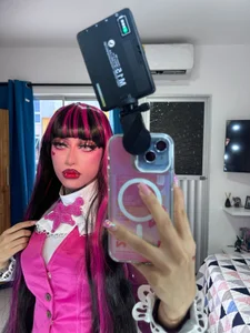 Elodieth_007 Draculaura mode🧛‍♀️🖤 Pic 2