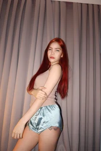 Alluring_Christie Im so hot Billede