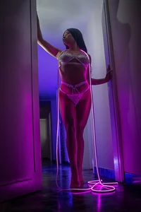 CataleyaHot_132 VERY HAPPY Pic 3