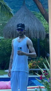 bobsexy08 kullanıcısının Willy albümü -  4 fotoğraf