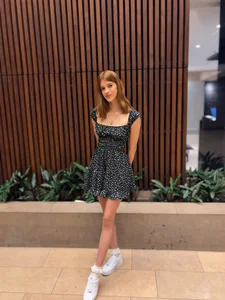 Nora_Vennucci Another exit with my family💙 Pic 3