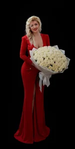 ElizabethRaegan June 2026 Foto