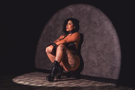 MaddyGray_ With my unique style🖤 Poză 4