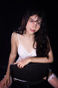 LilibetWeber1 Public Immagine  4