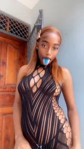 Zurii-Zuri🥵 Bild 6