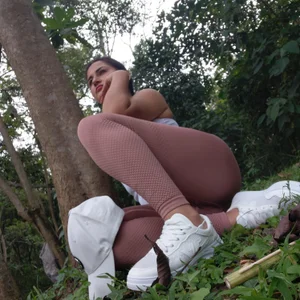 yissela92 Public รูป  2