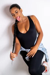 AitanaBrown_ I'm Aitana Poză