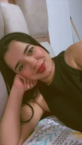 dakota_grace Public Immagine  2