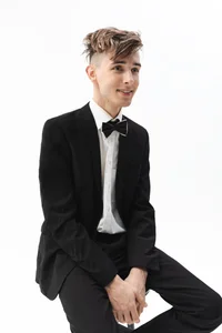 James_Mills Agent 007 صورة واحدة|James_Mills Agent 007 صورتان|James_Mills Agent 007  صور|James_Mills Agent 007  صورة