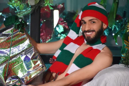 JACKMARCKOS christmas photos  5টি ছবি