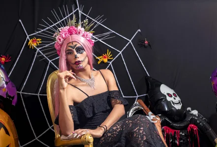 NahomiWhitel Public зображення 6