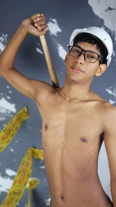 Nick_Collins18 sexy builder Immagine  9