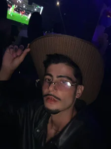Ethan_Levi Public Kuva 2