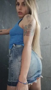 Goldie_CazacuのGoldieの 9枚の写真