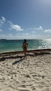 Raven_Witch_ Living the good life... with sun, beach, and sea vibes ☀️🏖️🌊 зображення 8