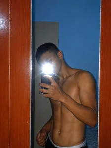 pualos Public Pic