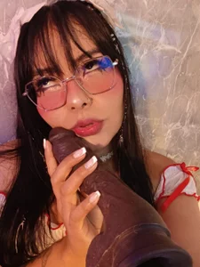 pocahontaslatinaa: fuck me throat ( 6 фото)