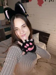 DieraBurks Cute kitty here😻 Pic 2