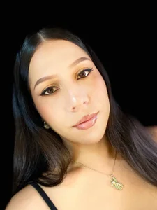 Linda_sex_gold LOOK AT ME Pic