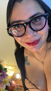 Conny_honeyy loving every inch of my skin🔥 Pic
