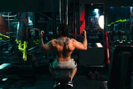Damian_Risk Gym time Pic 8