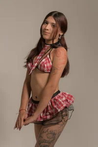 tbabi11Do you like schoolgirls?图片 2