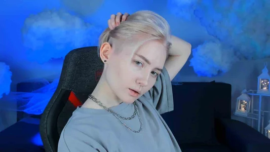 ReiYosimotoのtomboyの 2枚の写真