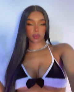 im_tyra Me Εικόνα