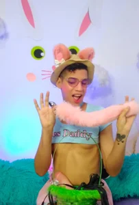 Kisses de Ariel_Femboy_  2 Imagens