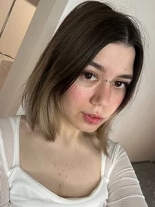 WaltraudRuopp Golden Hour Me Pic 4