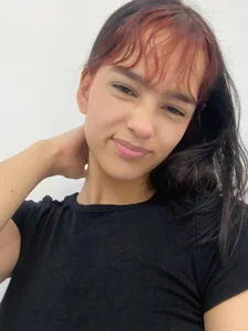 MelodyMansson Rise and shine, darling ☀️💋 From 8:30 a.m. to 3:30 p.m. I’ll be live, ready to tease your mind, mel Foto 2