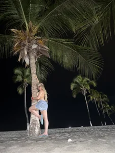 jouse_hoffman_ Beach 🏝️😍 Pic 4