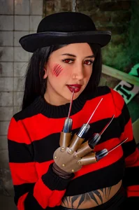 JulessCornett Come celebrate Halloween with me Pic 2