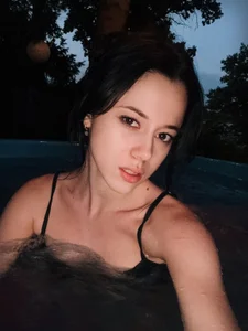 Vacation in a cabin by the lake od taanni_bc  2 snímek