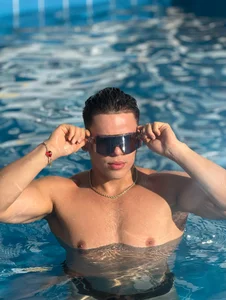 NiklasBruun A big stud under the sun! ☀🌡🌊 Billede 5