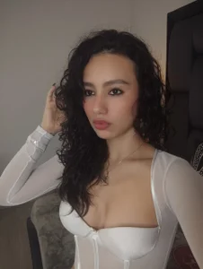 your princess👑 od Calipso_Parisi  6 snímek