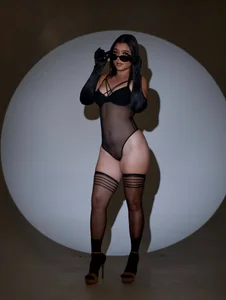 madyjames Femme fatale 💋 Pic 4