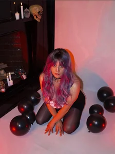 elowen_halley1: HALLOWEEN 2025 ( 9 фото)