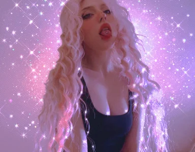 _Alice_0-0 Public Pic 5