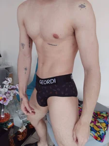 LiamCossio_ hot Immagine  2