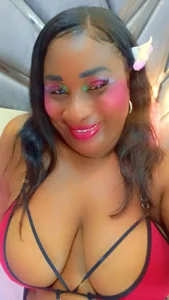 sofi_hill Ur fav milf 🔥 Foto 2